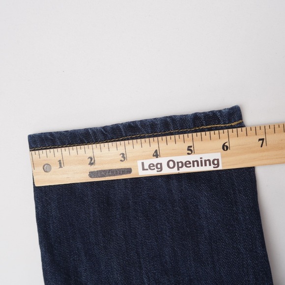 Levis Middy Jeans Womens 27x30 Blue Straight Leg Mid Rise Dark Wash Lightweight - Picture 7 of 11